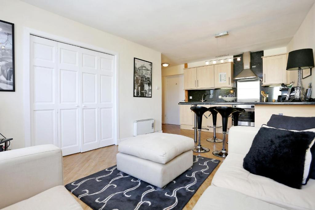 West Bow - Comfy 2 bed on West Bow overlooking Grassmarket - image 6