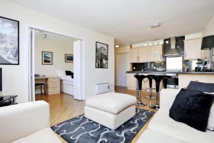 West Bow - Comfy 2 bed on West Bow overlooking Grassmarket - image 7
