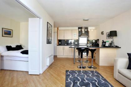 West Bow - Comfy 2 bed on West Bow overlooking Grassmarket - image 8