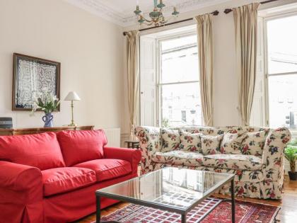 3 Lynedoch Place Edinburgh - image 3
