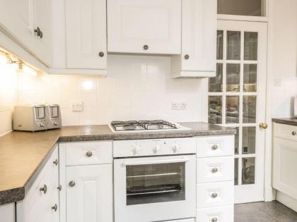 3 Lynedoch Place Edinburgh - image 5