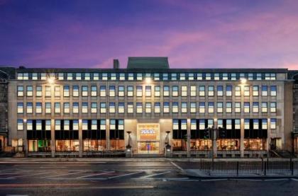 YOTEL Edinburgh - image 1