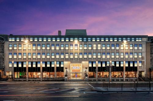 YOTEL Edinburgh - main image
