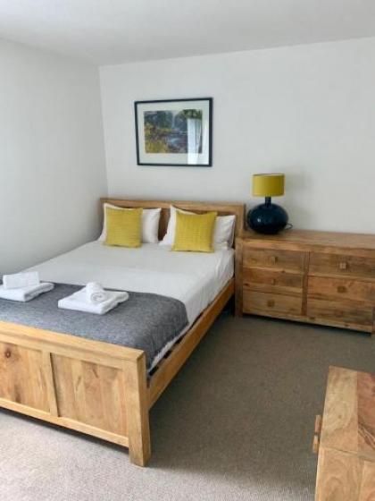 Holyrood Central Apartment - image 1
