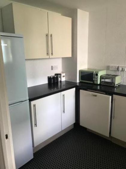 Holyrood Central Apartment - image 20