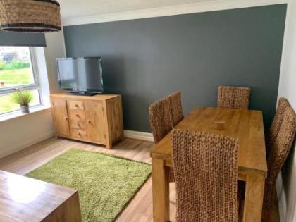 Holyrood Central Apartment - image 4