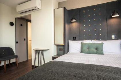 Point A Hotel Edinburgh Haymarket - image 13