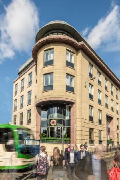 Point A Hotel Edinburgh Haymarket - image 4