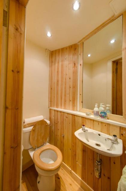 Spacious 2Bed in Heart of Old Town (Diagon Alley) - image 14