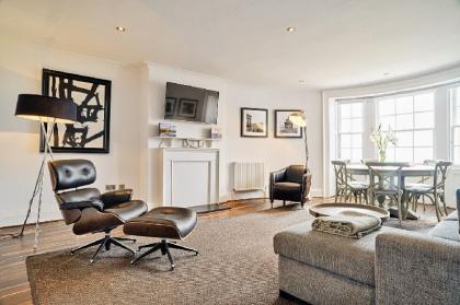 Luxury George St Apartments Castle Suite 2 bed Edinburgh
