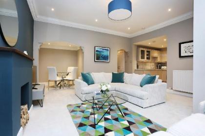 Private Entrance Apartment in New Town Edinburgh