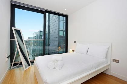Modern 2bed with free Parking in the Quartermile - image 17