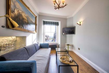 Upper Bow - Luxurious Modern 1BR Apartment near Castle