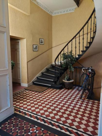 Sunshine On Leith Apartment - image 20