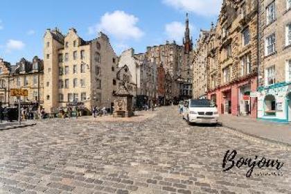 Grassmarket Luxury No. 2 - 3BR-2BA - Free Parking - image 19
