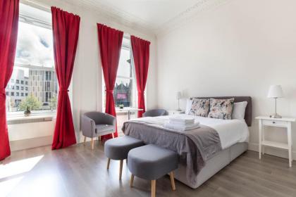 Modern Studio Apartment in prime central location