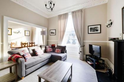 George IV Bridge - Superbly located 3 bedroom!