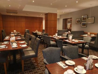 Best Western King'S Manor Hotel - image 8