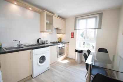 Lochend Serviced Apartments - image 13