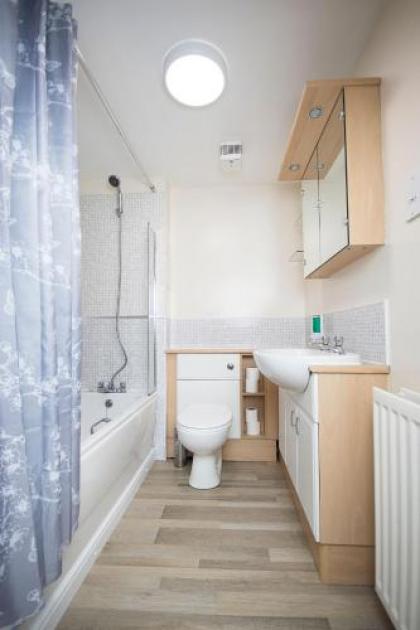 Lochend Serviced Apartments - image 6