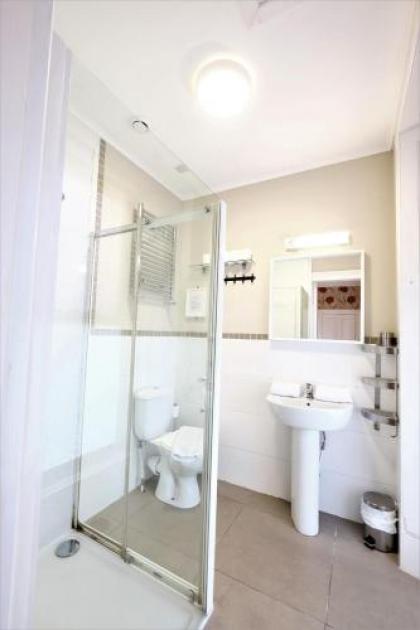 Balmore Guest House - image 20