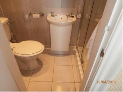 Auld Reekie Guest House - image 25