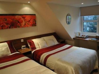 Auld Reekie Guest House - image 28