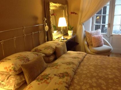 A Room in the City - West - image 16