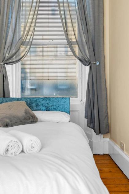 Edinburgh City Centre Jasmine Apartment -SLEEPS 7 - image 23