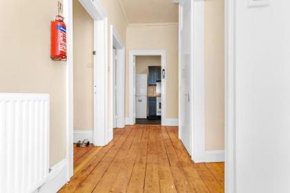 Edinburgh City Centre Jasmine Apartment -SLEEPS 7 - image 28