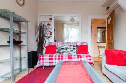 Edinburgh City Centre Hamza Apartment - image 24