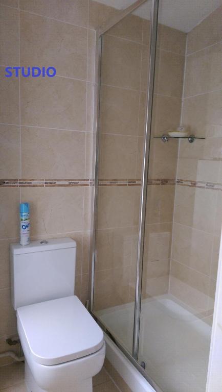 Edinburgh City Suites - image 7