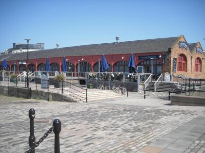 Edinburgh Waterfront Apartments - image 21