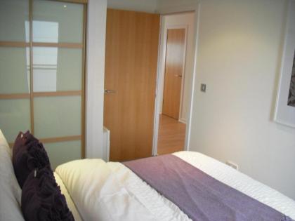 Edinburgh Waterfront Apartments - image 24