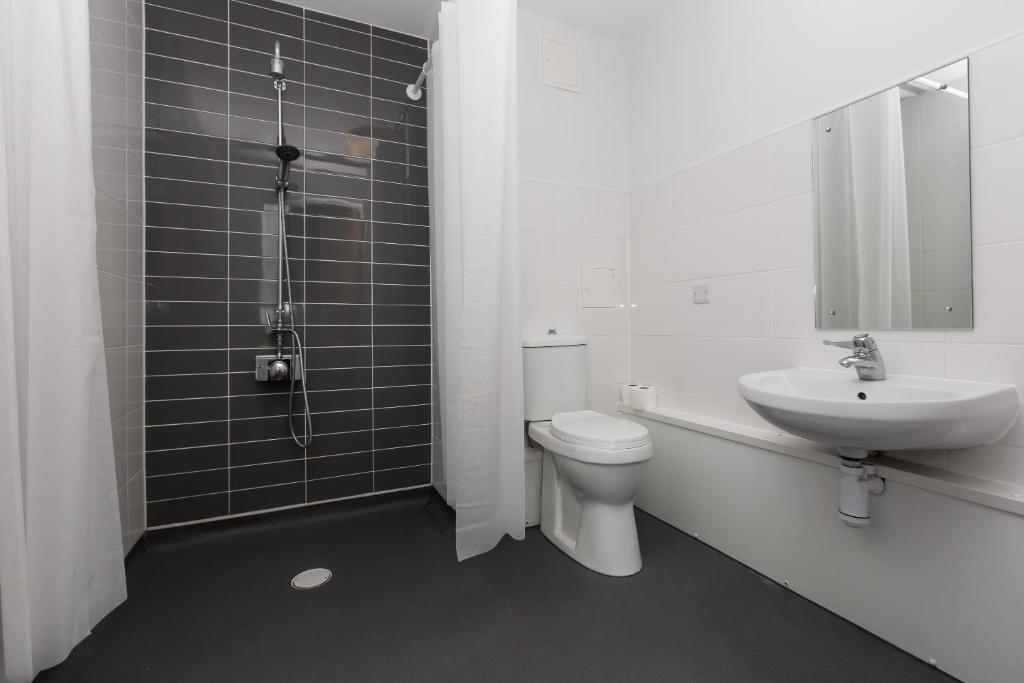 Destiny Student - Holyrood (Brae House) - image 4