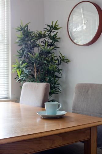 Modern Grassmarket Apartment - image 6