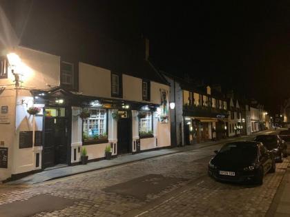 The Stag Head Hotel - image 10
