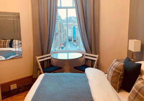 The Royal Mile Residence by Reserve Apartments - main image