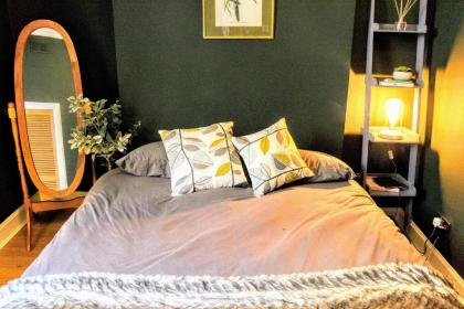 1 Bedroom Cottage 5 Minutes from Haymarket - image 16
