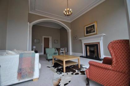 2 Bedroom Apartment near Stockbridge Sleeps 4 - image 14