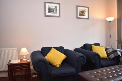 East Claremont - beautiful 2BR apartment in Central Edinburgh - image 11