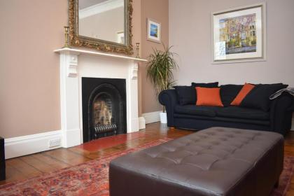 East Claremont - beautiful 2BR apartment in Central Edinburgh - image 5