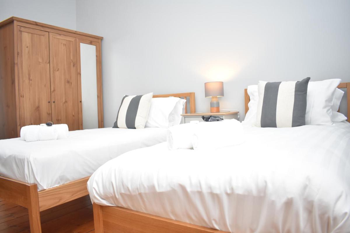 East Claremont - beautiful 2BR apartment in Central Edinburgh - image 6