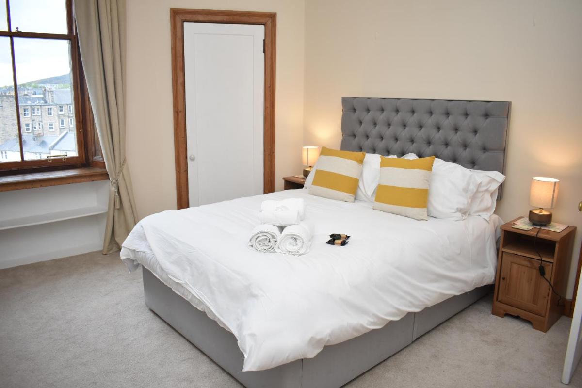 East Claremont - beautiful 2BR apartment in Central Edinburgh - image 7