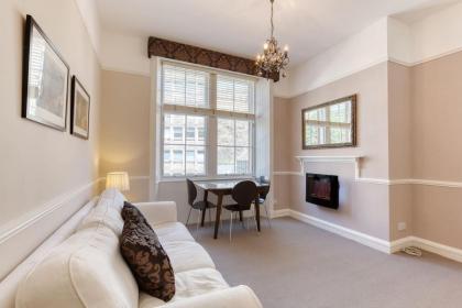 West Port - 2BR in the heart of the old town just off the Grassmarket 