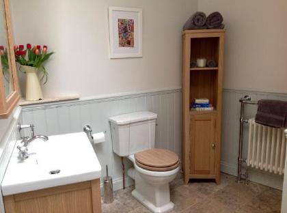 Stylish Apartment in Trendy New Town Location - image 13