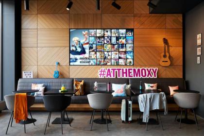 Moxy Edinburgh Fountainbridge - image 27