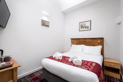 Smith Place Hotel - image 22
