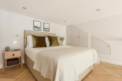 Museum Apartments - image 13