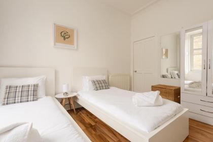 The London Road Apartment - 2BR/1BA - image 13